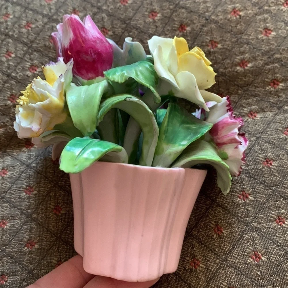 Vintage Staffordshire floral bouquet bone china England pink vase